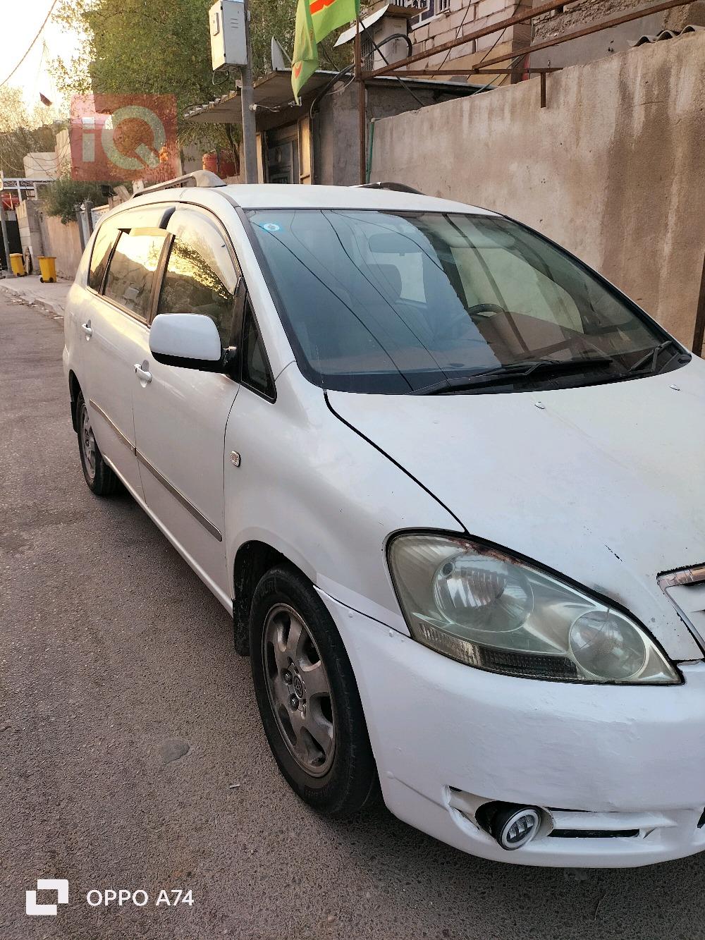 Toyota Ipsum